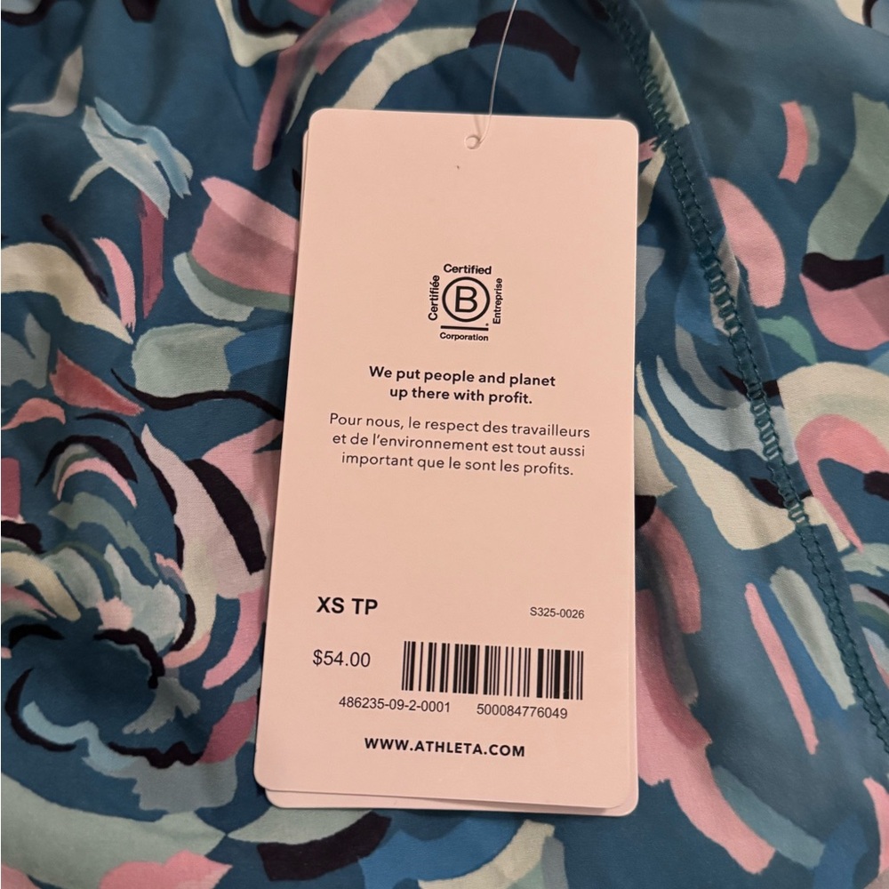 BNWT Athleta printed hustle 3” shorts - Picture 4 of 6